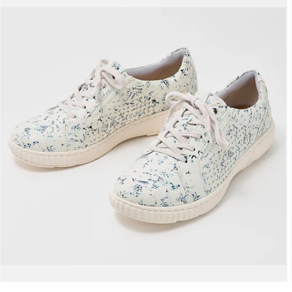 Clarks Collection Leather/Textile Casual
Sneakers - Caroline …